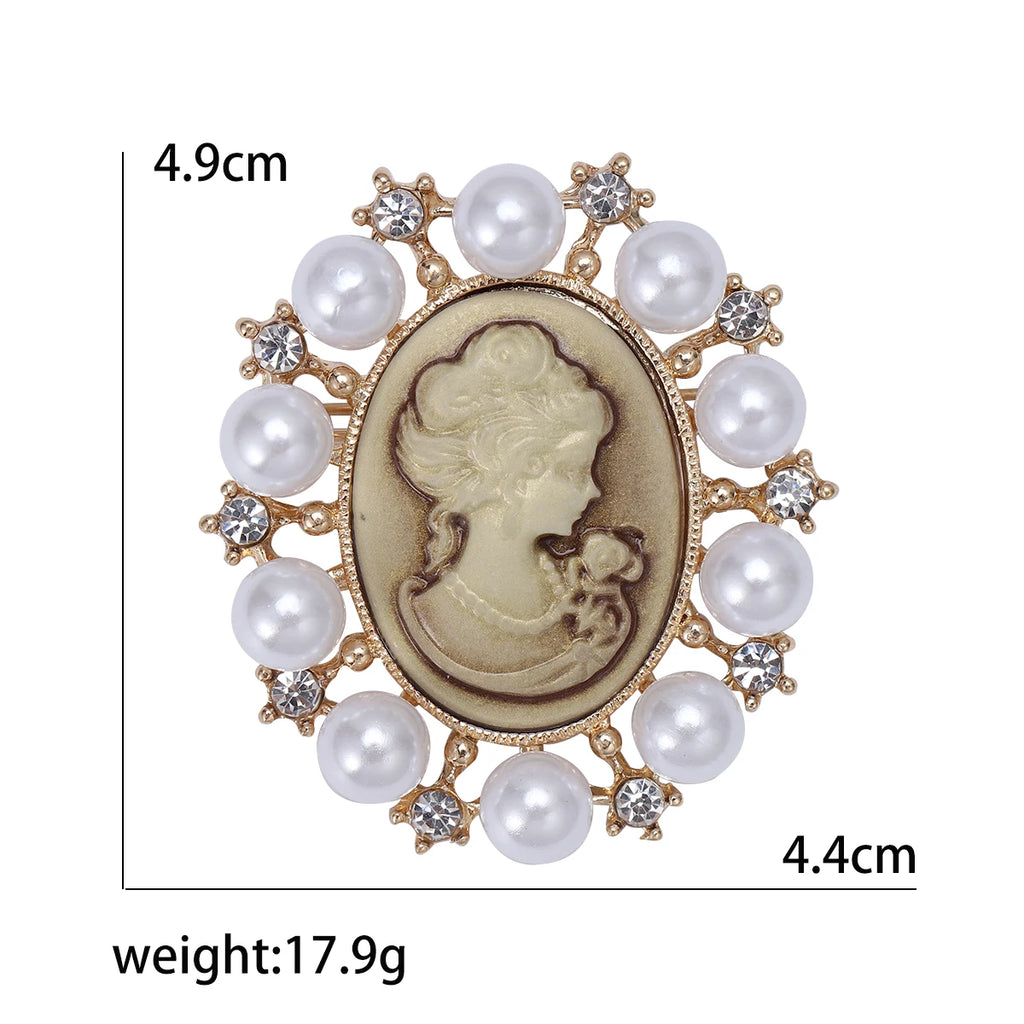 Beaut&Berry Trendy Pearl Beauty Head Brooches for Women Unisex Creativity Pins Casual Party Jewelry Accessories Gifts Decoration